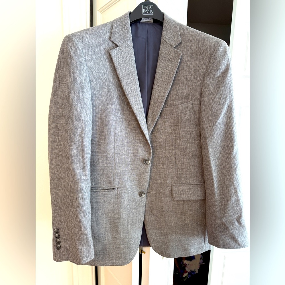 Jos A Bank Men’s Gray Wool Sportcoat Size 39R Tailored Fit